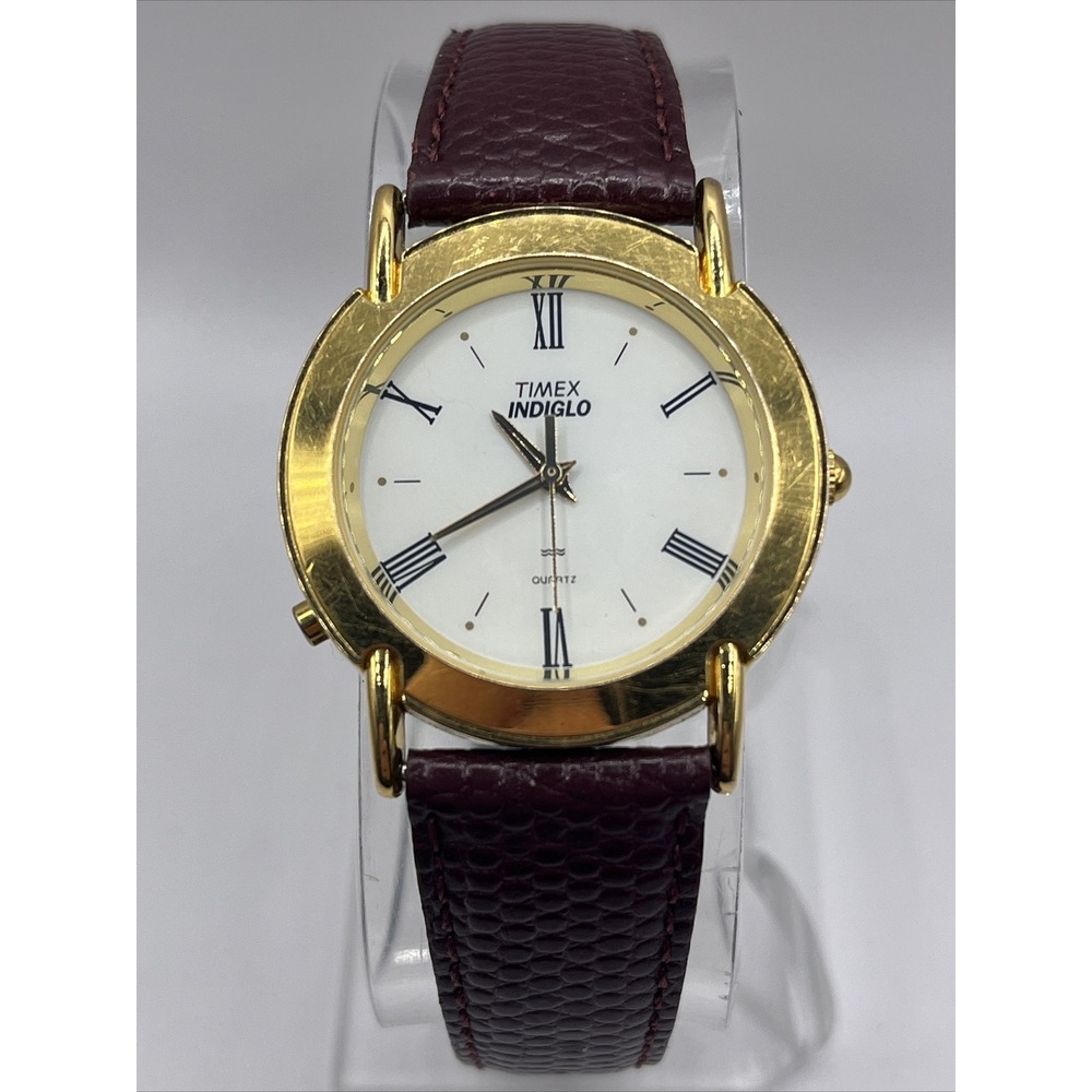 Timex Indiglo Vintage Women's Watch Gold Case Croc‎ Embossed Leather Band